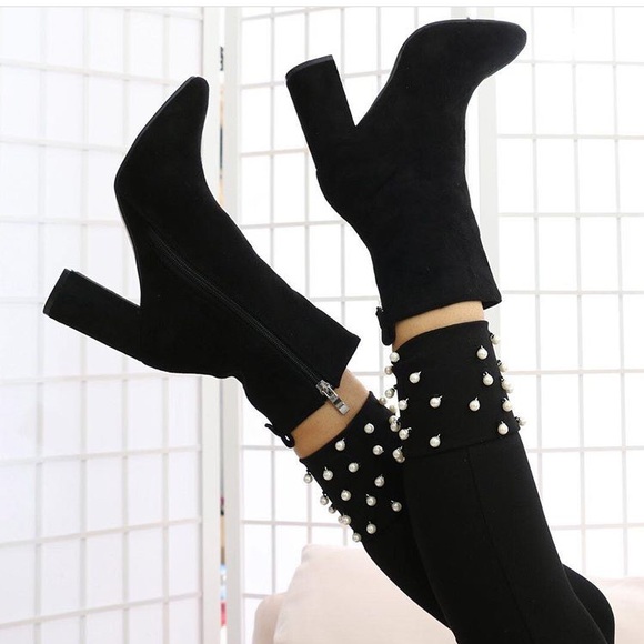 Public Desire Shoes - Suede black booties